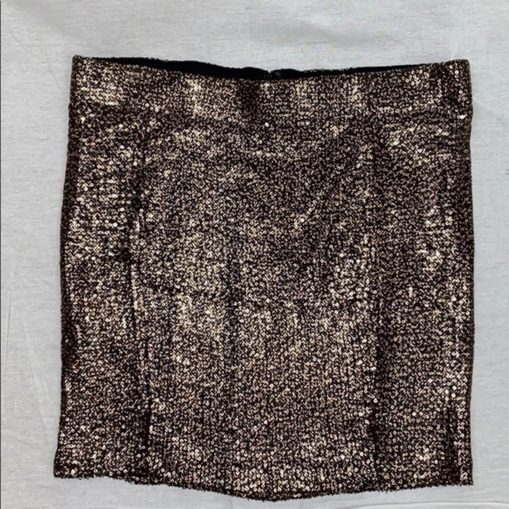 UEC Guess stretch gold & black sequin mini skirt 8
